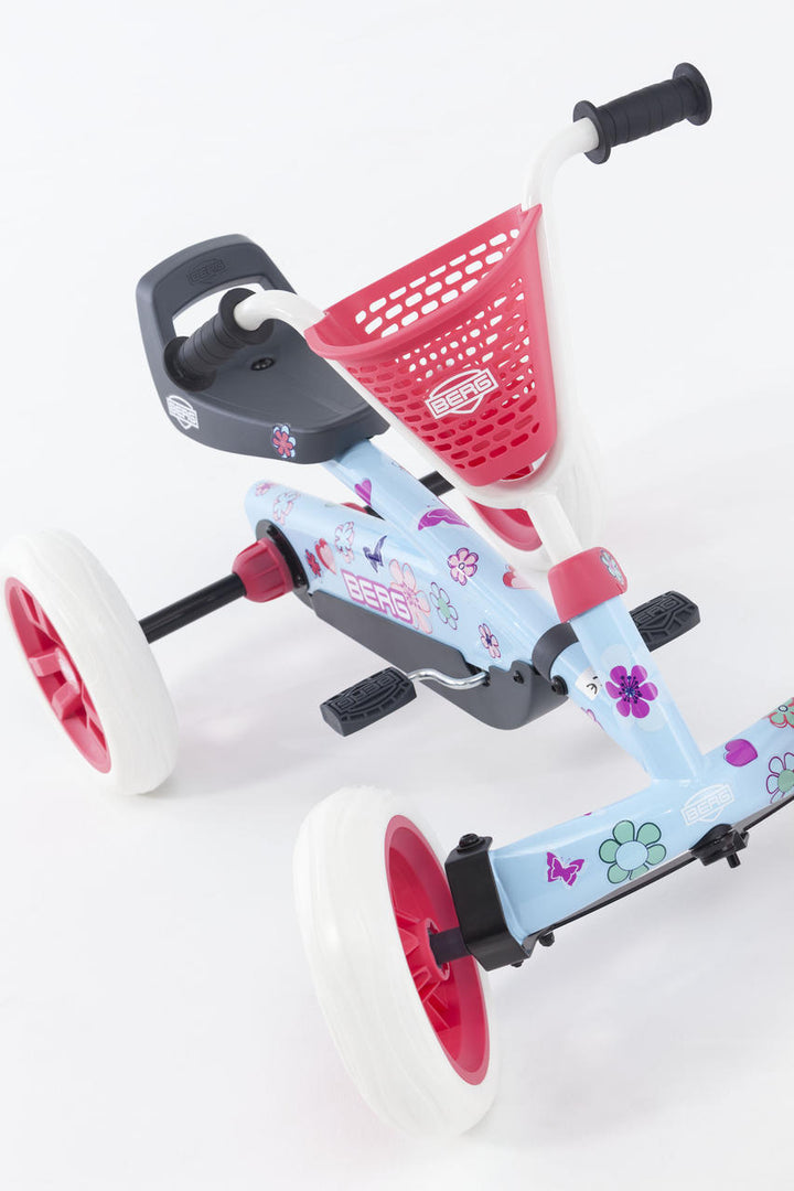 BERG Buzzy Bloom trampbil framifrån med vit bakgrund