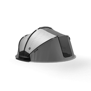 Bild av Acon studsmattetält för runda studsmattor, med ingång och fönster öppna, mot vit bakgrund.