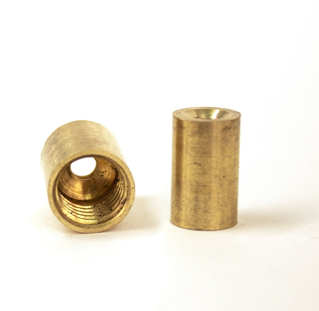 Köben 9&12mm (mässing/skruvläder) - på en vit bakgrund